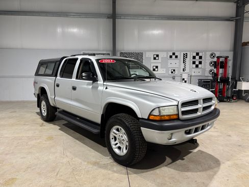 Used 2003 Dodge Dakota SXT image 5