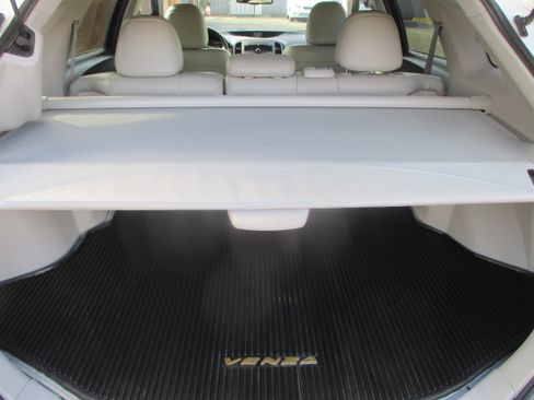 Used 2009 Toyota Venza image 11