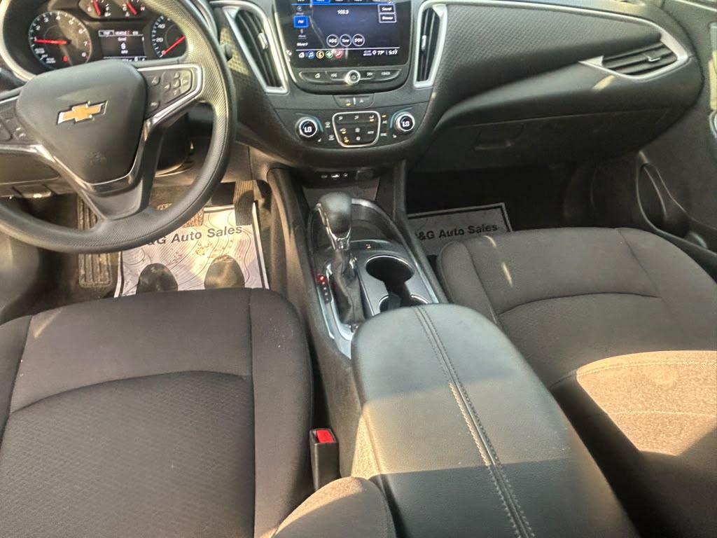 Used 2023 Chevrolet Malibu LT w/ 1LT FWD image 10