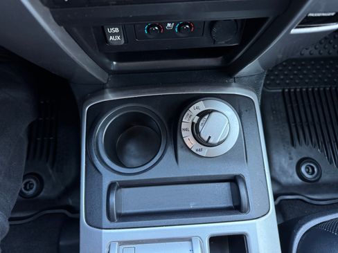 Used 2017 Toyota 4Runner Limited image 35