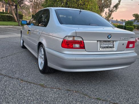 Used 2001 BMW 540i 540i image 11