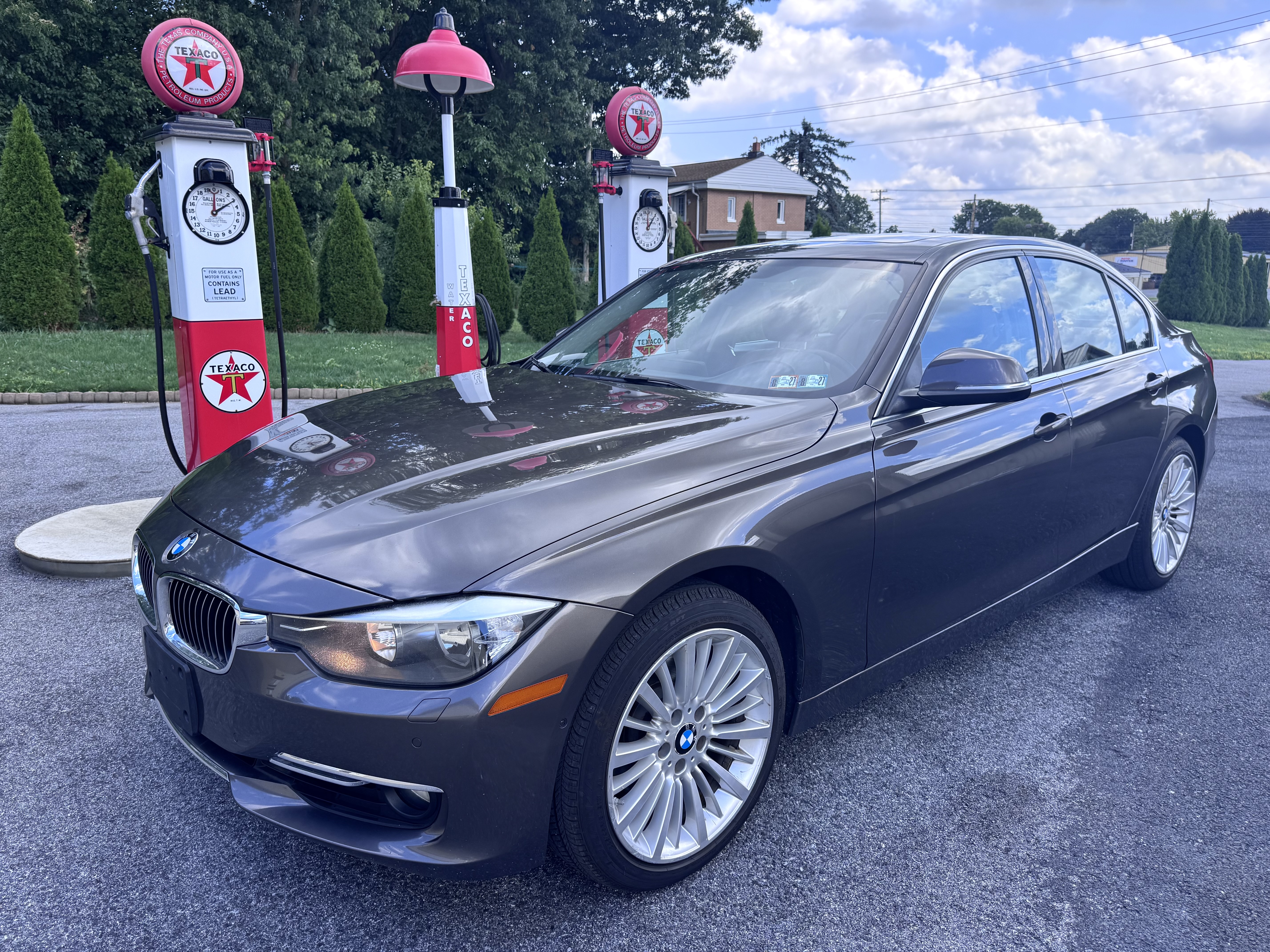 Used 2013 BMW 328i xDrive Sedan AWD/4WD image 1