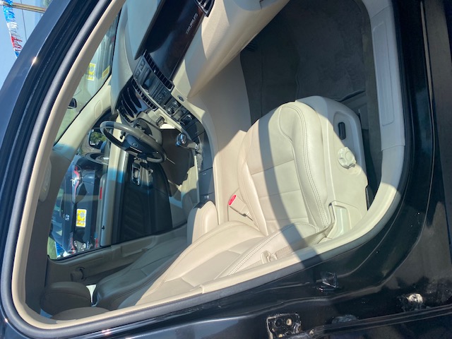 Used 2012 Ford Taurus SEL FWD image 12