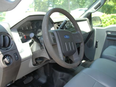 Used 2016 Ford F250 image 7