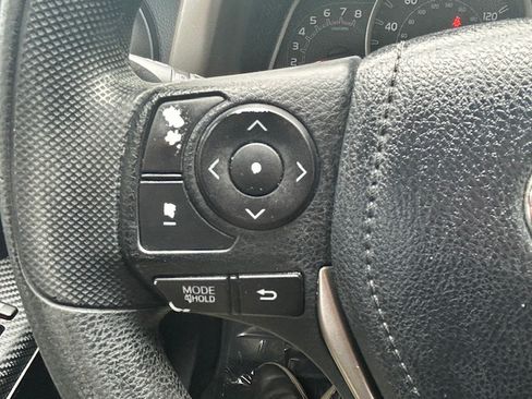 Used 2013 Toyota RAV4 FWD XLE image 10