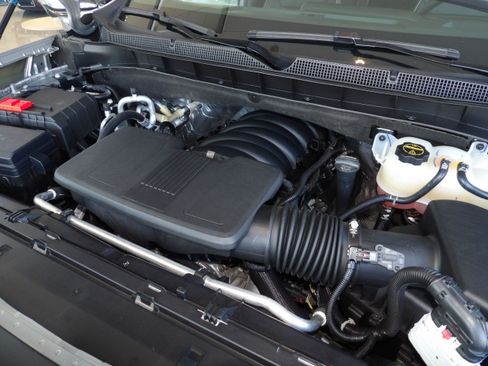 Used 2025 Chevrolet Tahoe 2WD Premier image 15