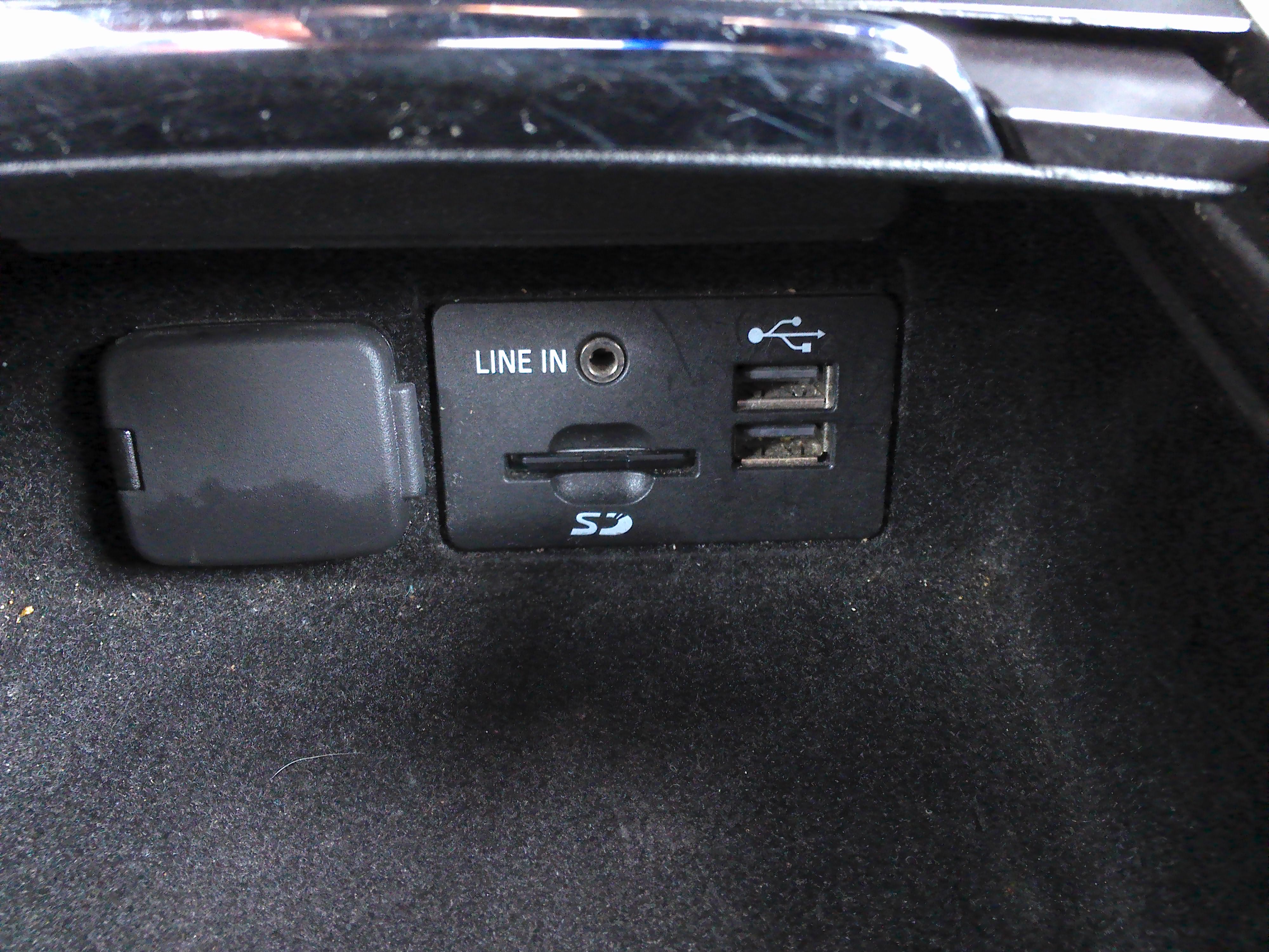 Used 2015 Lincoln MKC FWD image 23