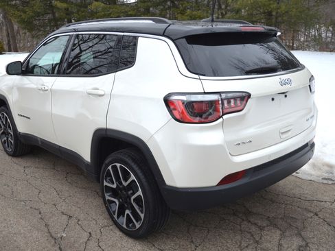 Used 2018 Jeep Compass Limited image 3