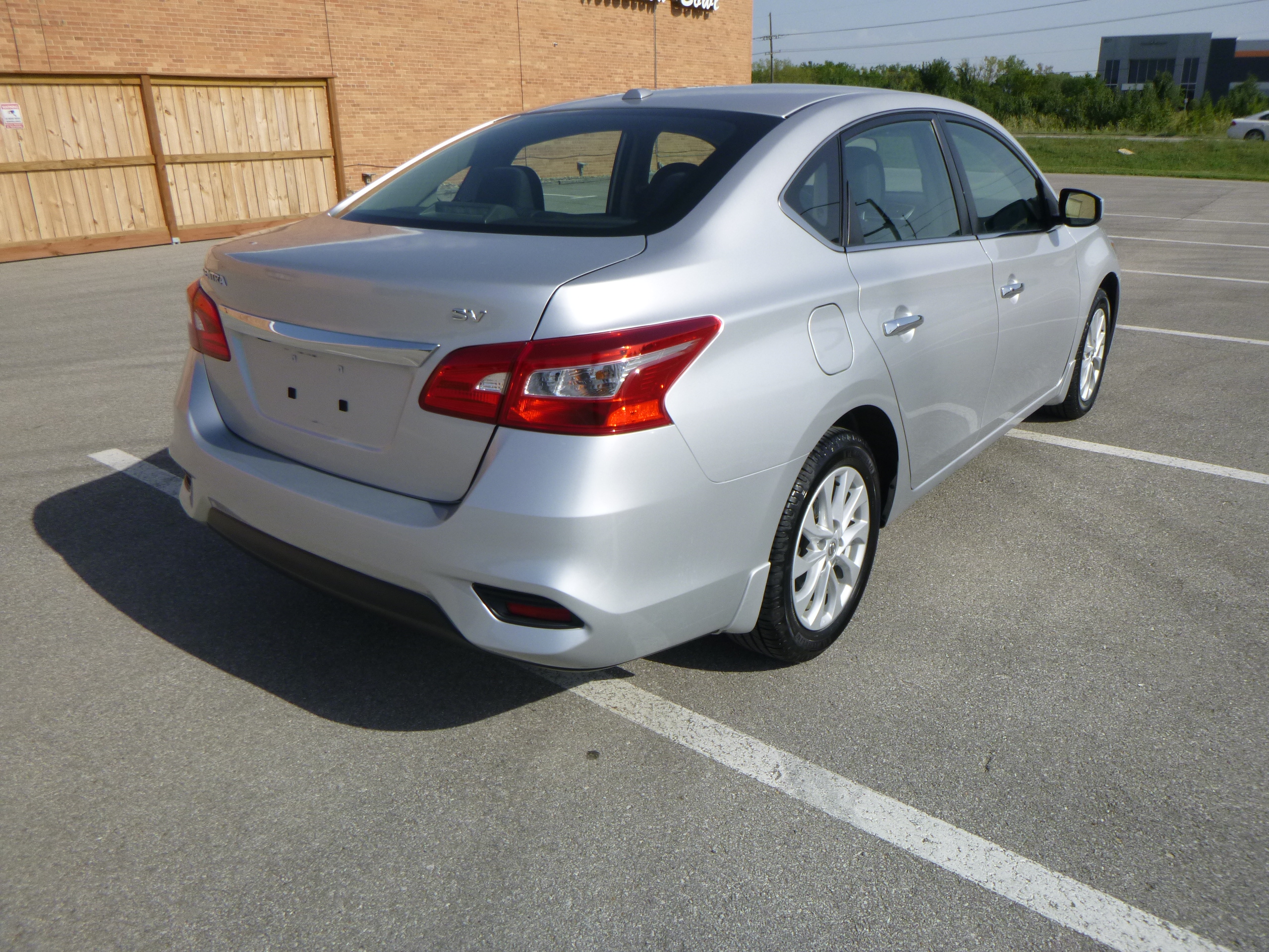 Used 2019 Nissan Sentra SV FWD image 6