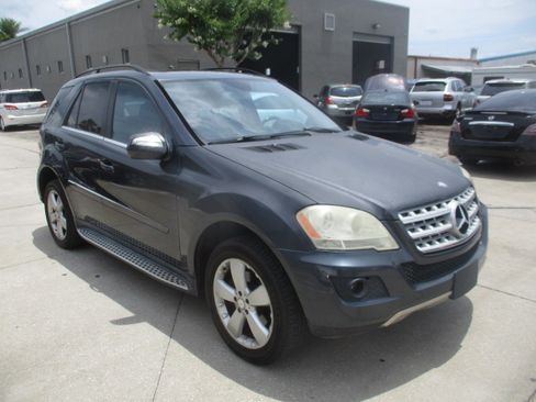 Used 2010 Mercedes-Benz ML 350 image 6