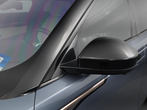 Used 2020 Land Rover Range Rover Velar R-Dynamic S image 12