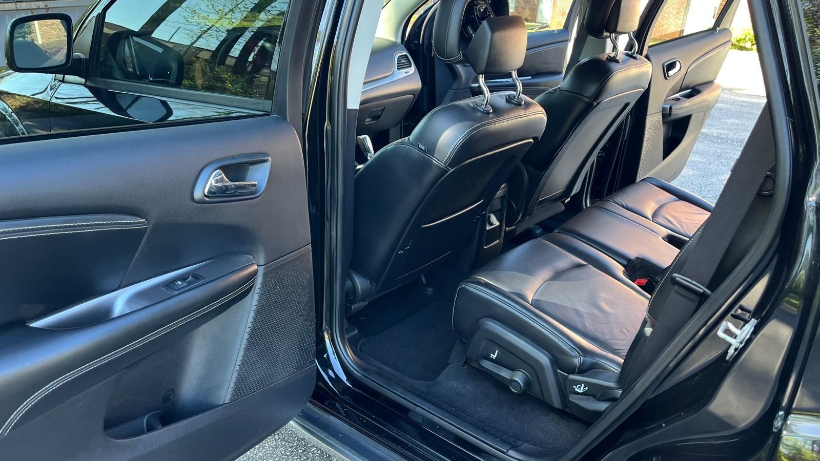 Used 2016 Dodge Journey FWD Crossroad image 12