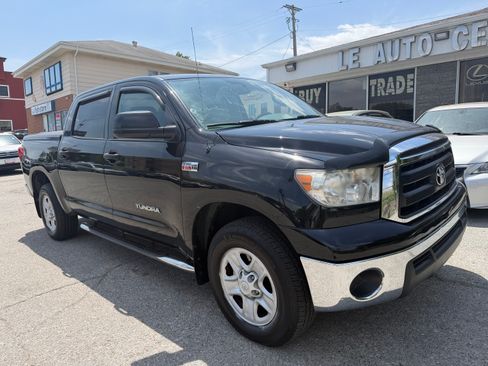 Used 2010 Toyota Tundra 4x4 CrewMax image 6