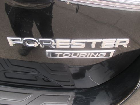 Used 2020 Subaru Forester Touring image 22