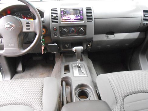 Used 2006 Nissan Frontier 4x4 King Cab image 10