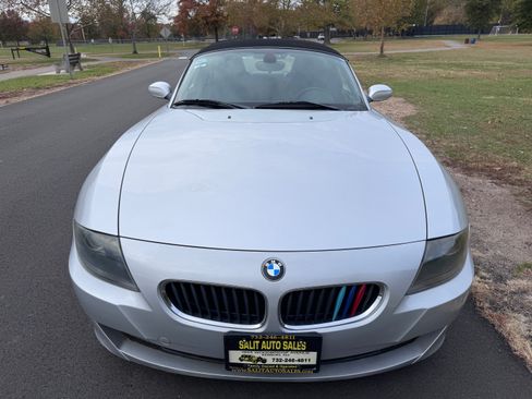 Used 2006 BMW Z4 3.0i image 27
