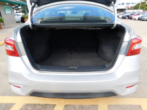 Used 2016 Nissan Sentra image 8