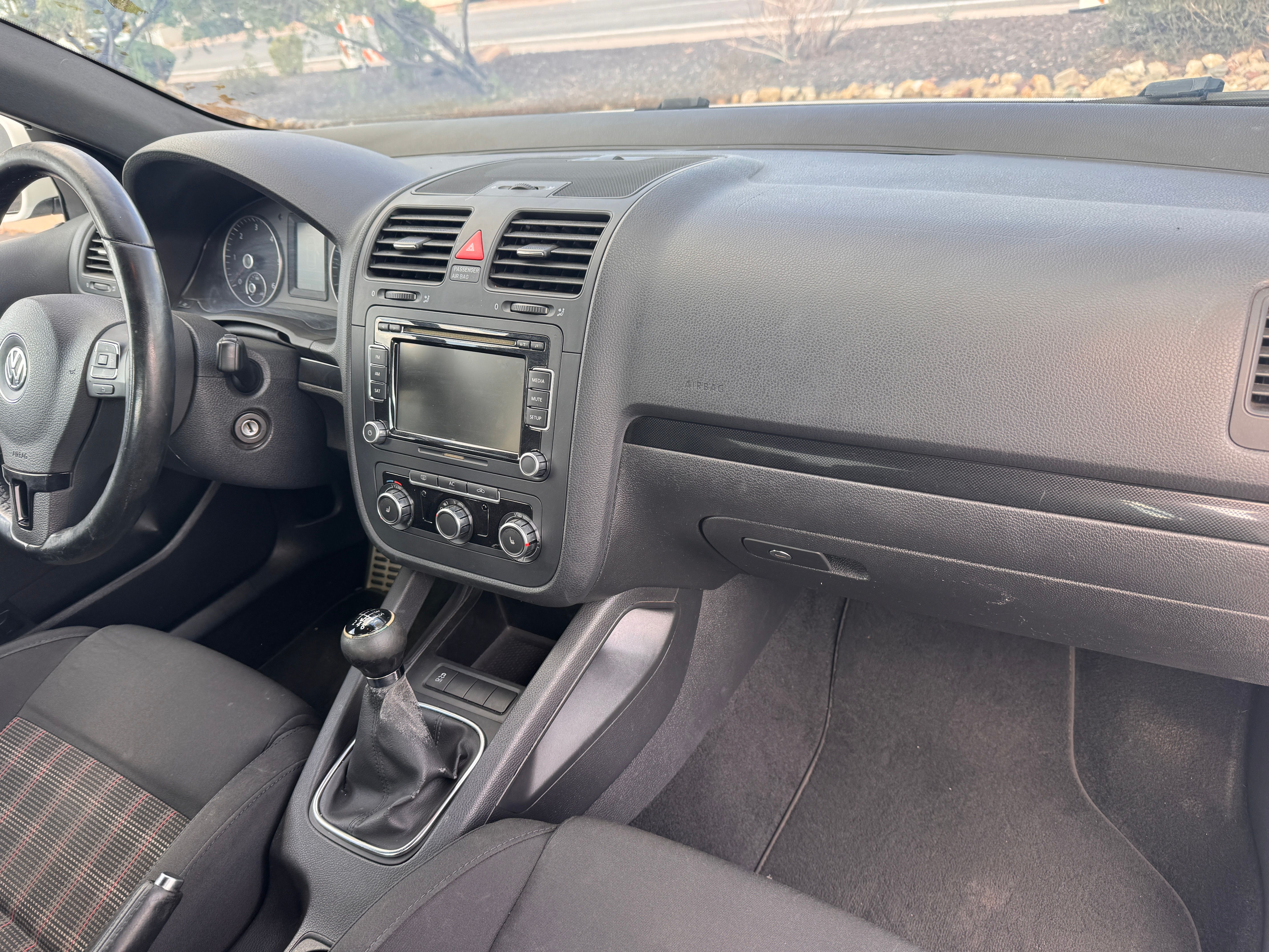 Used 2010 Volkswagen Jetta TDI Cup Sedan FWD image 14
