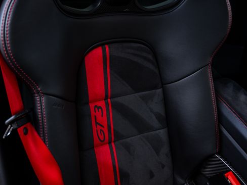 Used 2018 Porsche 911 GT3 image 14