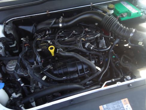 Used 2013 Ford Fusion SE image 17