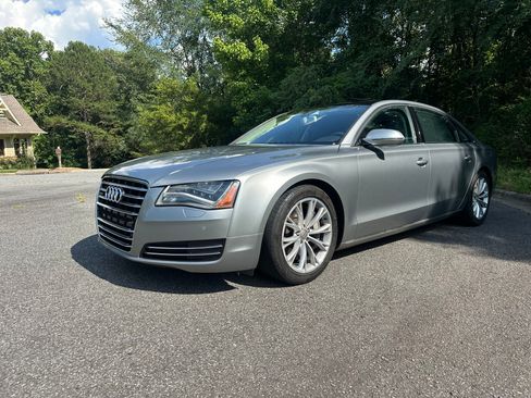 Used 2012 Audi A8 L 4.2 image 3