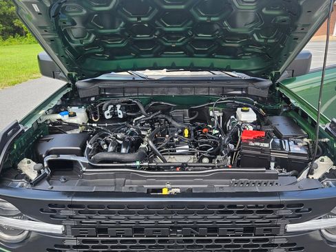 Used 2022 Ford Bronco image 18