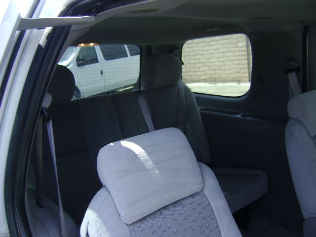 Used 2008 Chevrolet Uplander LS Minivan 4D FWD image 6