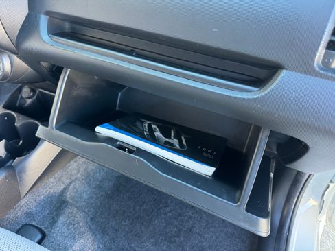 Used 2007 Honda Fit Sport image 29