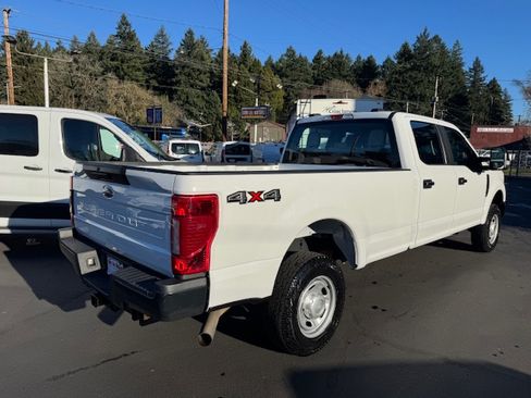 Used 2022 Ford F250 XL image 5