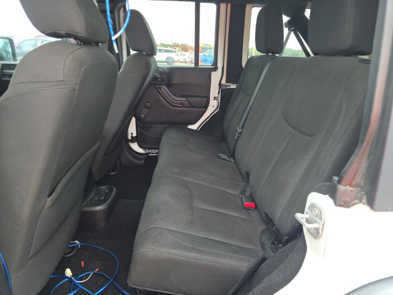Used 2015 Jeep Wrangler 4WD Unlimited Sport image 12
