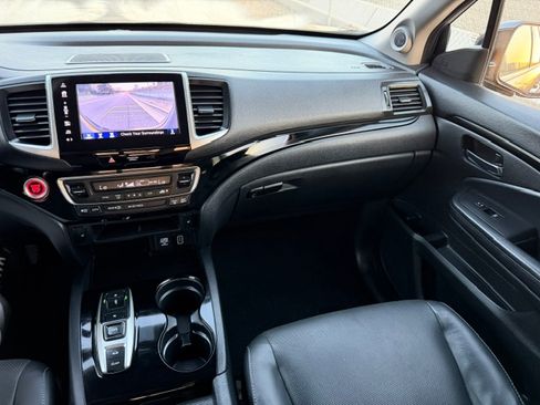 Used 2020 Honda Ridgeline AWD RTL-E image 15