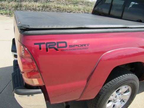 Used 2007 Toyota Tacoma TRD Off-Road image 28