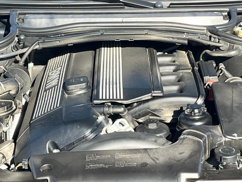 Used 2005 BMW 325Ci image 26