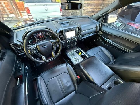 Used 2019 Ford Expedition Max 4WD Limited image 16