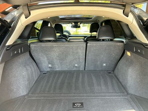 Used 2021 INFINITI QX50 Essential image 16