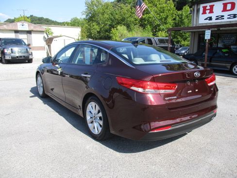 Used 2016 Kia Optima EX image 8