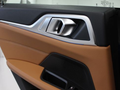 Used 2023 BMW i4 eDrive35 image 42