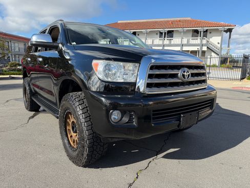 Used 2016 Toyota Sequoia Limited image 9