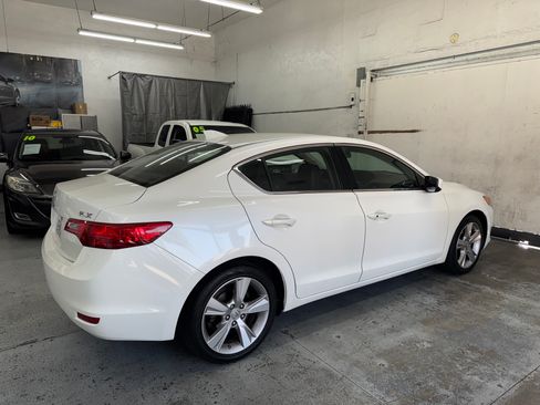 Used 2014 Acura ILX UNAVAIL FWD image 7