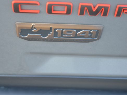 Used 2016 Jeep Compass 75th Anniversary image 19