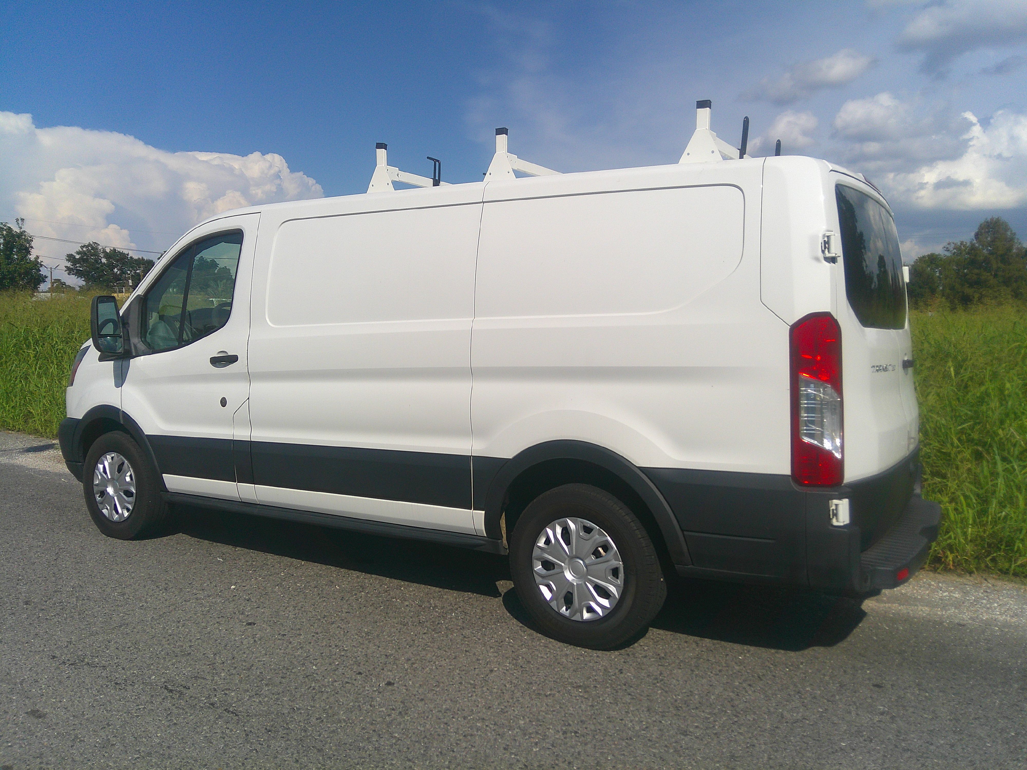 Used 2019 Ford Transit 150 130 Low Roof RWD image 6