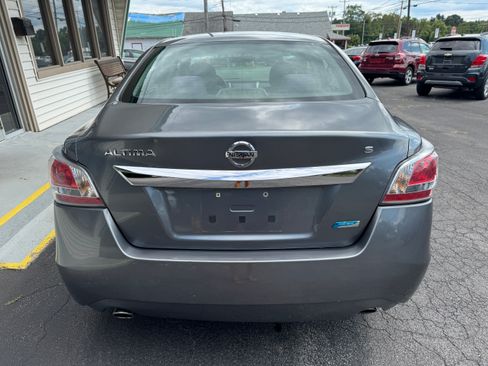 Used 2014 Nissan Altima 2.5 S FWD image 5