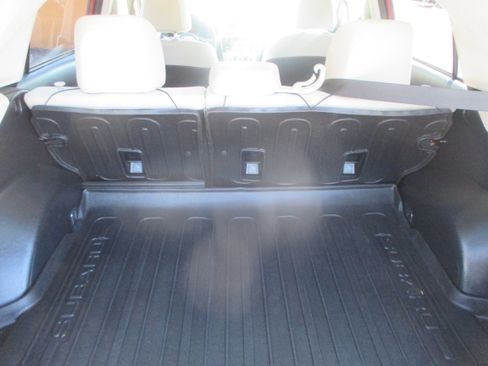 Used 2016 Subaru Crosstrek 2.0i Premium image 13