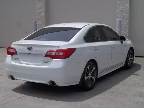 Used 2015 Subaru Legacy 3.6R Limited AWD/4WD image 4