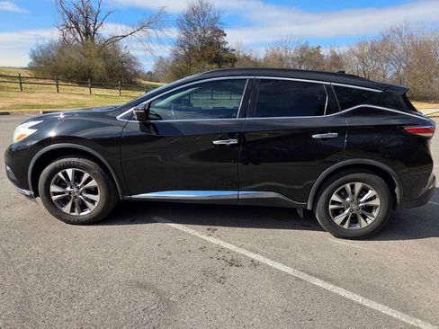 Used 2017 Nissan Murano SV image 8