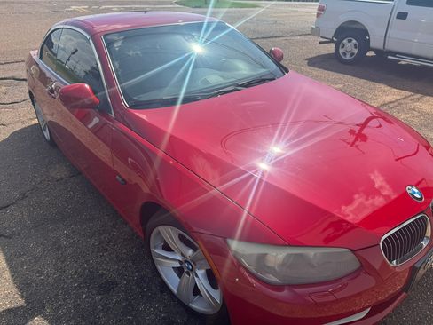 Used 2011 BMW 328i Convertible RWD image 3