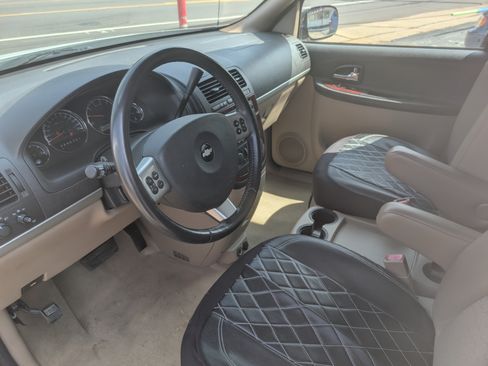 Used 2008 Chevrolet Uplander LT image 10
