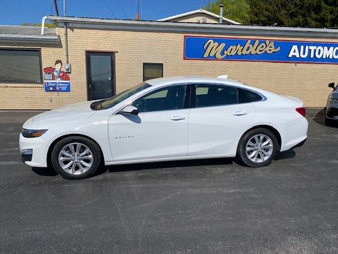 Used 2023 Chevrolet Malibu LT image 2