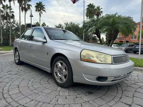 Used 2005 Saturn L-Series L300 image 1