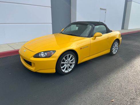 Used 2006 Honda S2000 image 1